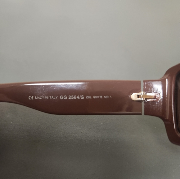 GUCCI Brown acetate Sunglasses with gradient lenses GG Logo Sign - Picture 5 of 7